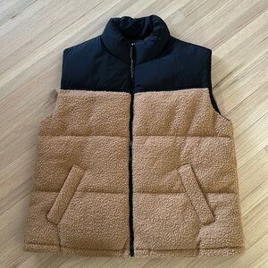 Wild Fable Sherpa Mix Vest Size L